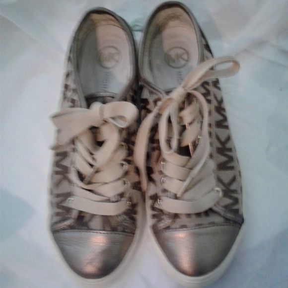 📌 FINAL PRICE 📌 👟 Michael Kors Canvas & Leather Sneakers 👟 - Picture 8 of 9